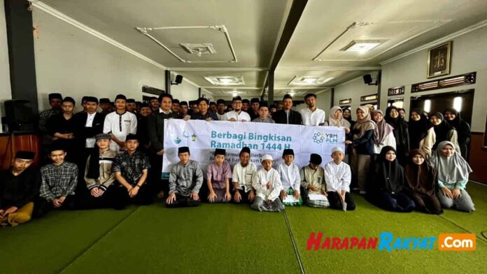 PLN UP3 Majalaya berikan edukasi kelistrikan bagi santri