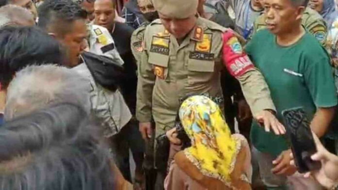 Pedestrian KHZ Mustofa Tasikmalaya