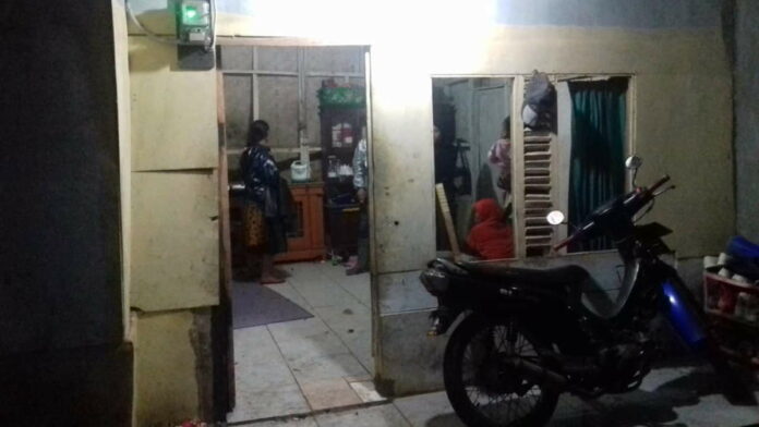 Petir Sambar Rumah di Garut, Saat Penghuninya Sedang Berbuka Puasa