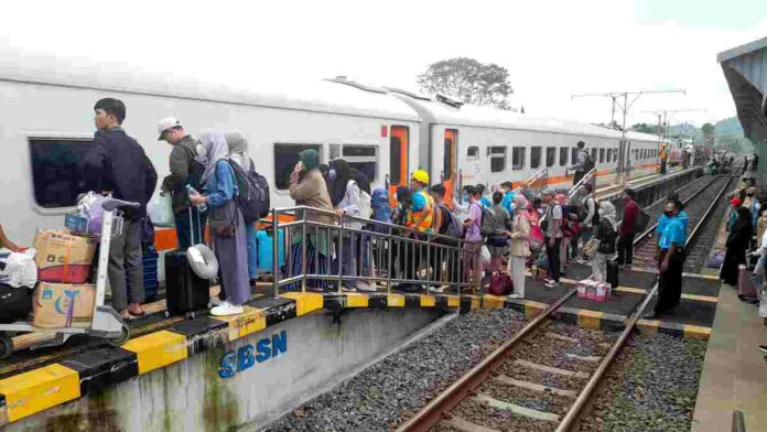 Arus Balik di Stasiun Kota Banjar
