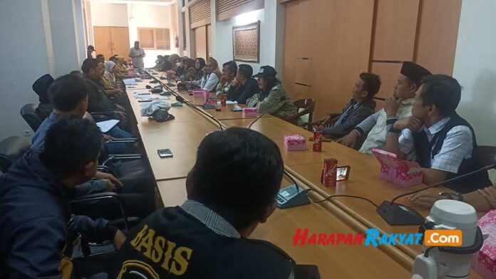 Harga Gas Subsidi Tak Sesuai HET, Warga Garut Datangi DPRD