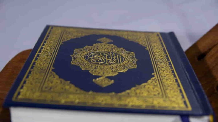 Kandungan Surat Ar-Rahman Ayat 33, Hikmah dan Perilaku