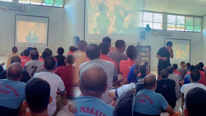 Narapidana Nobar Film