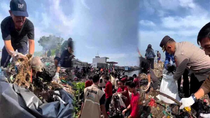 Pandawara Group Ajak Bersihkan Pantai
