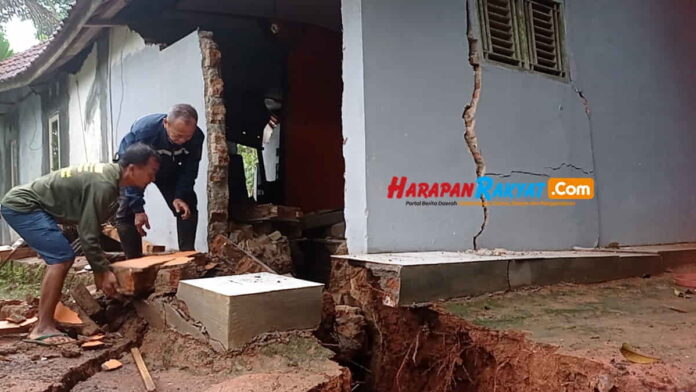 Pergerakan Tanah di Saguling Ciamis