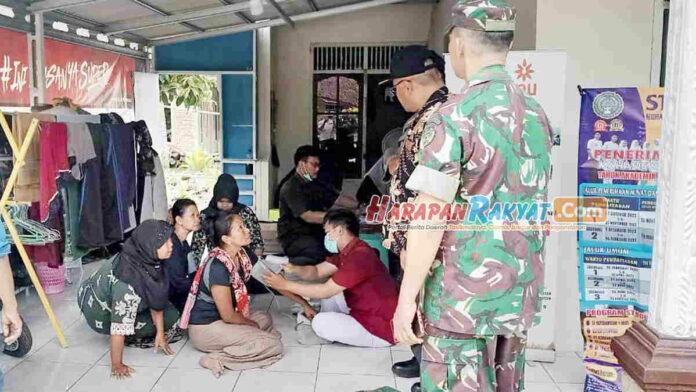 Ratusan Pengungsi Korban Banjir di Sidarahayu Ciamis Dapat Pengobatan Gratis