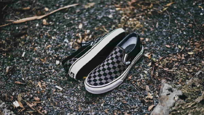 Sepatu Slip On Original, Favorit Pria dan Wanita