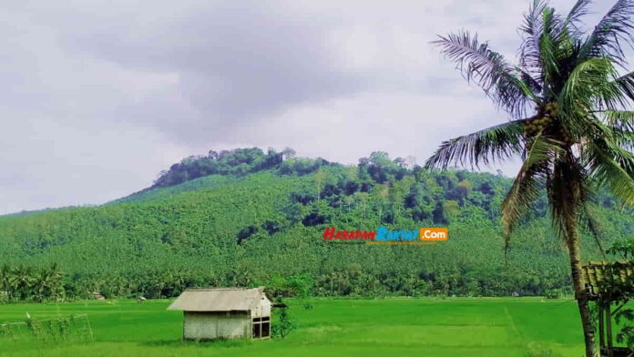 Situs Batu Kasur Gunung Sangkur Kota Banjar