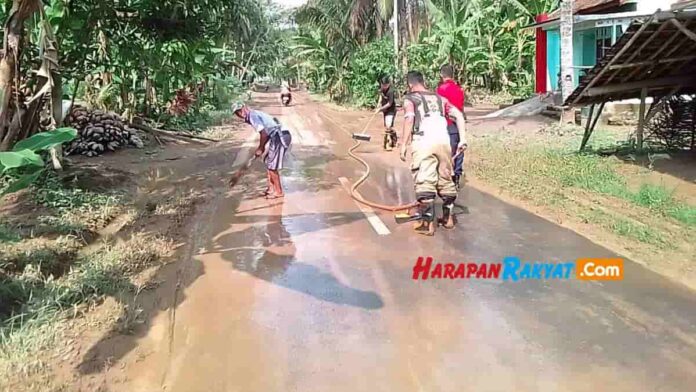 Tertutup Lumpur