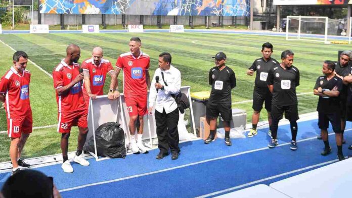 4 Legenda Sepak Bola Dunia Latih Timnas
