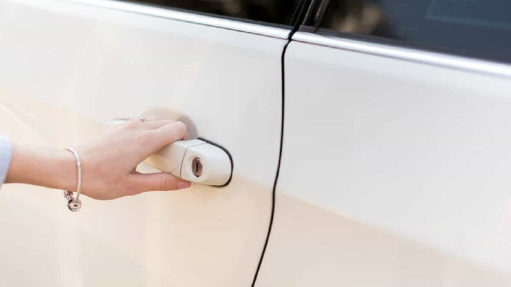 Alarm Mobil Kunci Lipat
