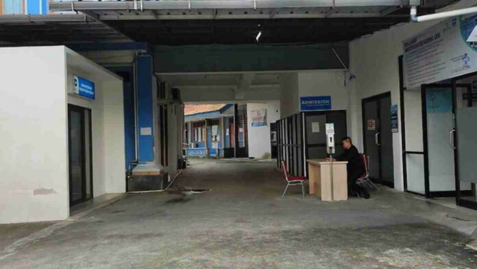Satpam rumah sakit respati