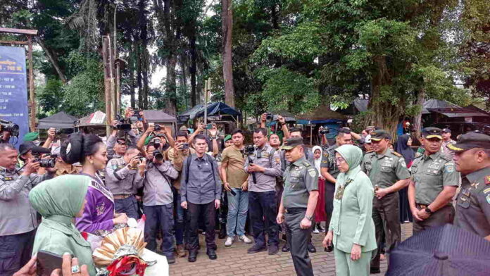 KSAD Jenderal Dudung Kunjungi Situs Karangkamulyan Ciamis, Sebut Perjuangan Leluhur Harus Dilestarikan