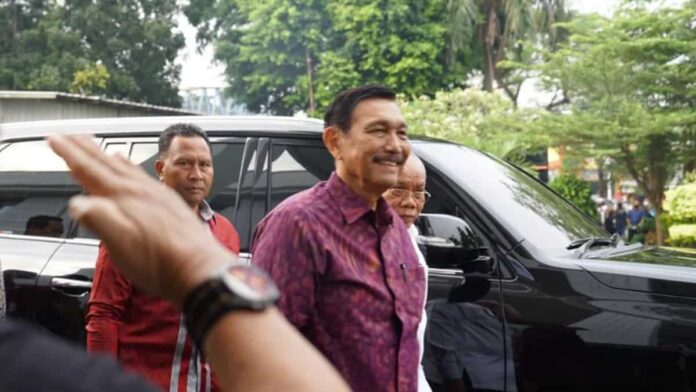 Lagi, Luhut Akan Ajukan Audit Semua LSM, Kali Ini Soal Pendanaan