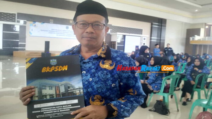 Muhtadin Guru Honorer di Kota Banjar