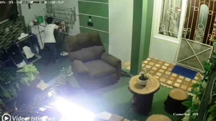 Pencurian BH Terekam CCTV