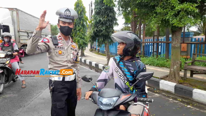 Polres Kota Banjar Berlakukan Tilang Manual