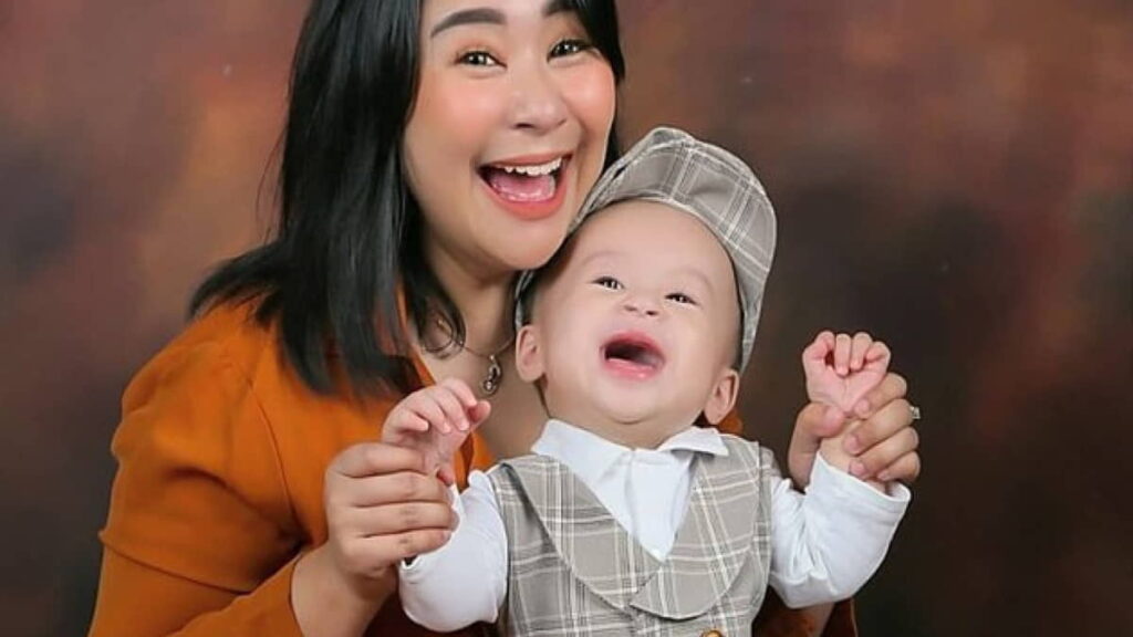 Profil Chikita Meidy