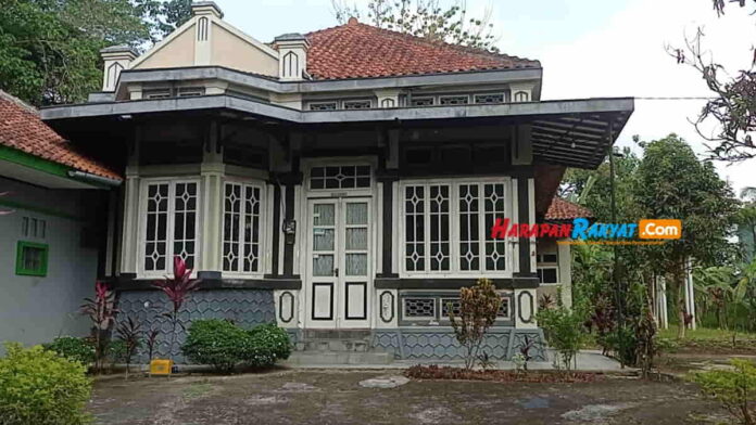 Rumah Kuno di Cimari Ciamis