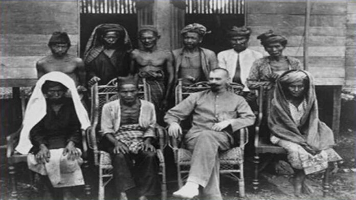 Sejarah Mbah Bungkus