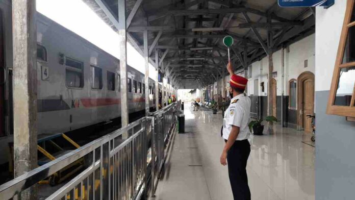 Tiket Kereta Api