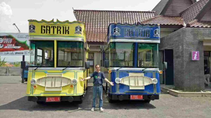 Bus Gatrik Creative Festival
