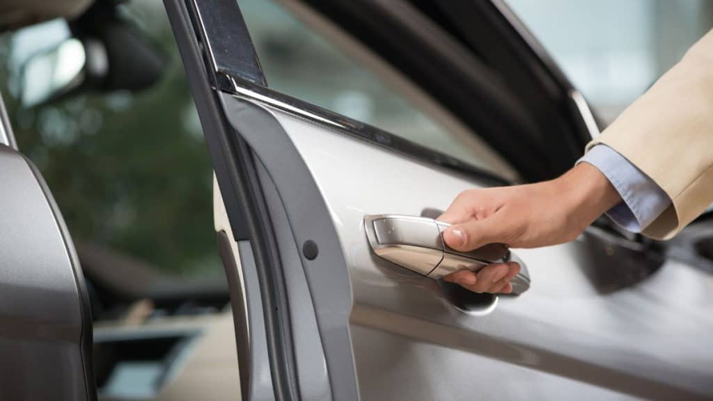 Bagian-Bagian Pintu Mobil