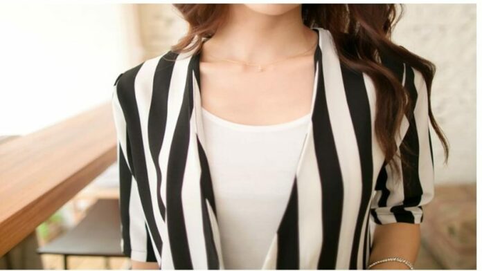 Blazer Wanita Motif Garis