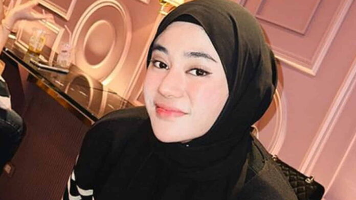 Clara Shinta Mualaf