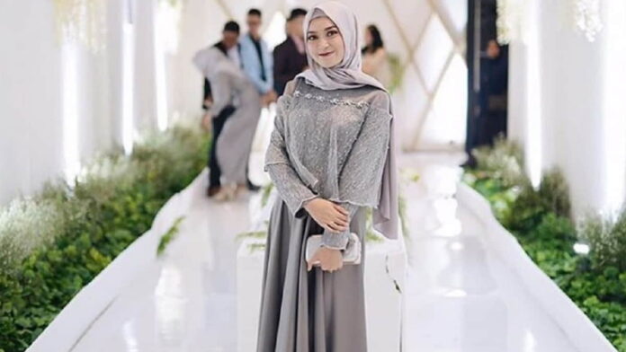 Dress Brokat Silver