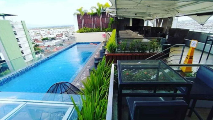 Hotel dengan Kolam Renang di Tasikmalaya