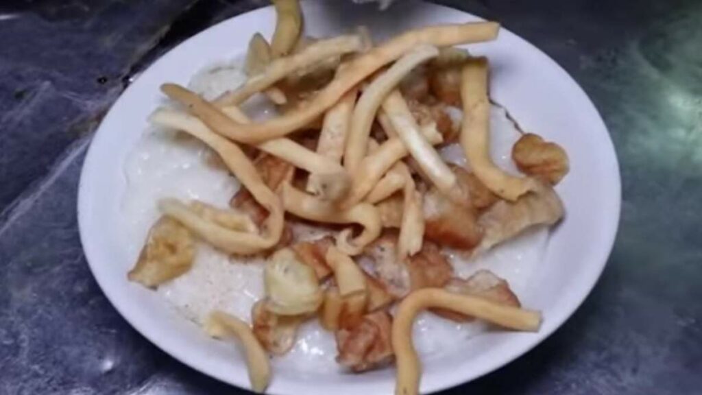 Kedai Makanan Pinggir Jalan di Jakarta