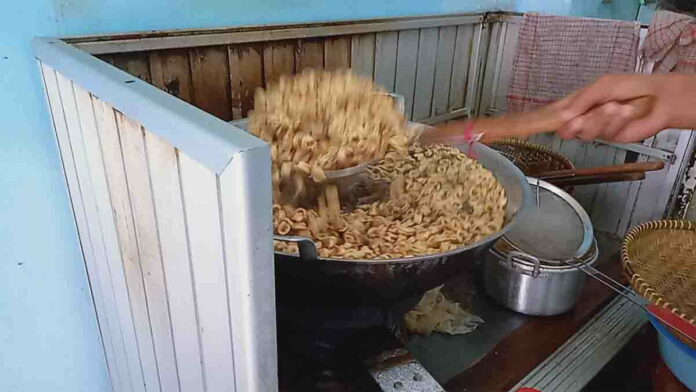 Oleh-oleh Pangandaran Aisyah