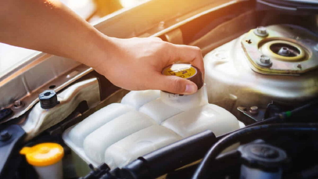 Pendingin Mesin Mobil