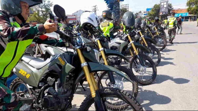 Prajurit Kodim 0625/Pangandaran Keliling Daerah Laksanakan Pembinaan Teritorial
