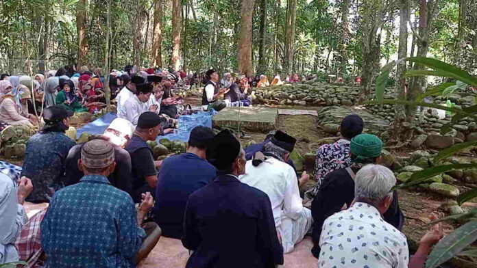 Sambut Tahun Baru Islam, Sejumlah Masyarakat di Linggasari Ciamis Gelar Tawasulan