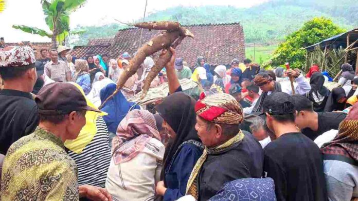 Gotongan hajat bumi