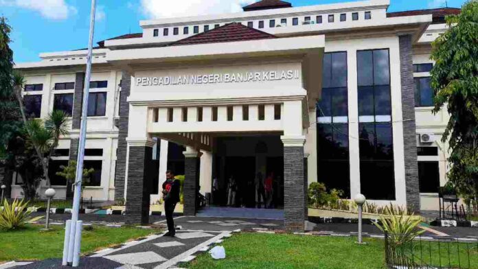 Perkara penganiayaan