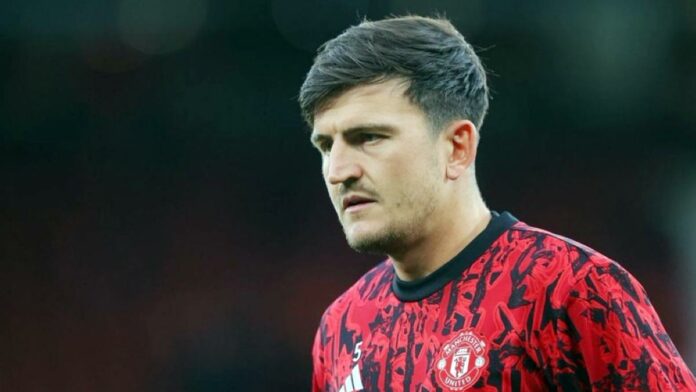 Batal ke West Ham, Maguire Bertahan di MU
