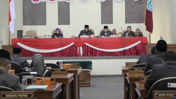 Raperda Penataan dan Pemberdayaan PKL