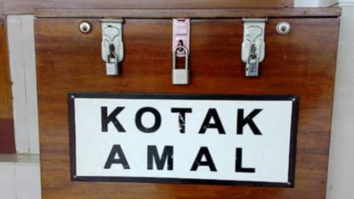 Amplifier dan Kotak Amal Masjid
