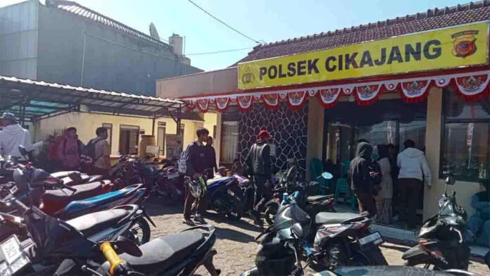 Knalpot Bising