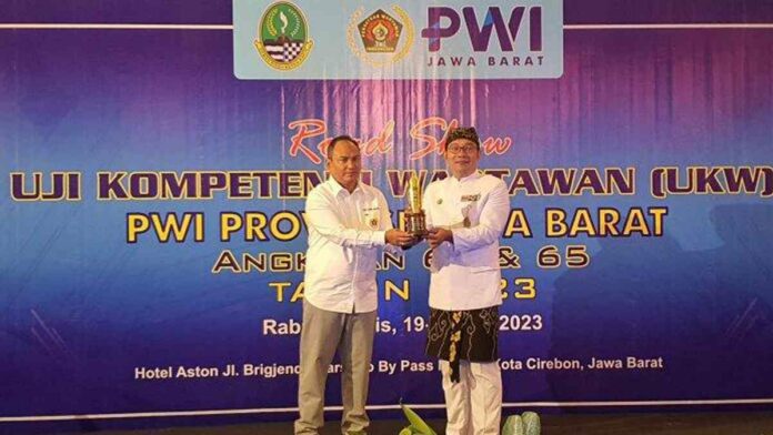 Kolaborasi PWI Jabar dengan Pemprov Sukses Pecahkan Rekor UKW Peserta Terbanyak