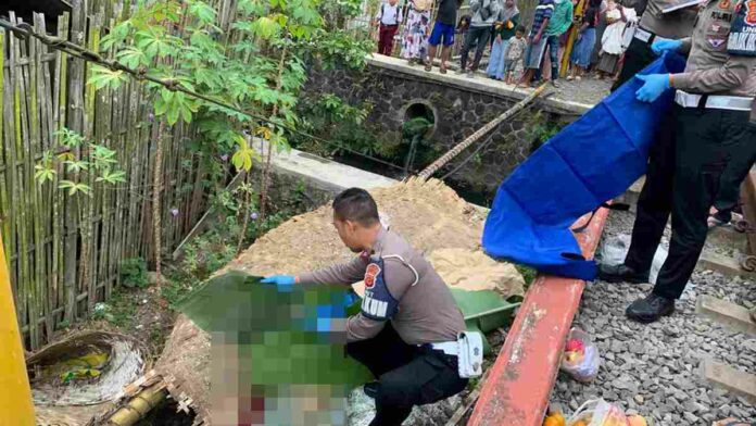 Penemuan Mayat Perempuan Berlumur Darah di Pinggir Rel Tasikmalaya