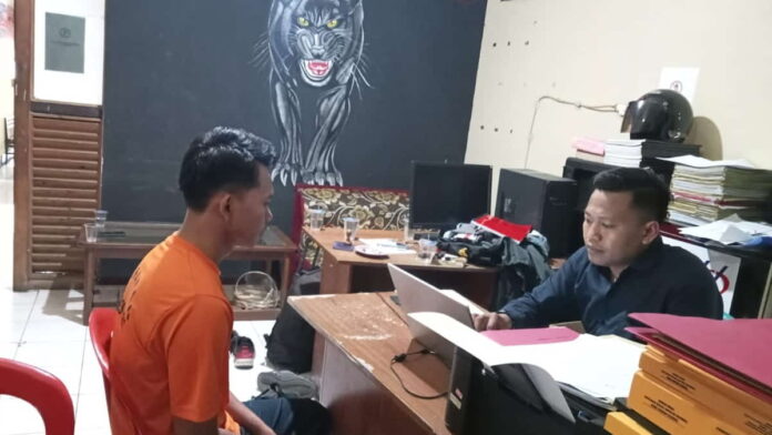 Suami Dipenjarakan Istri di Garut