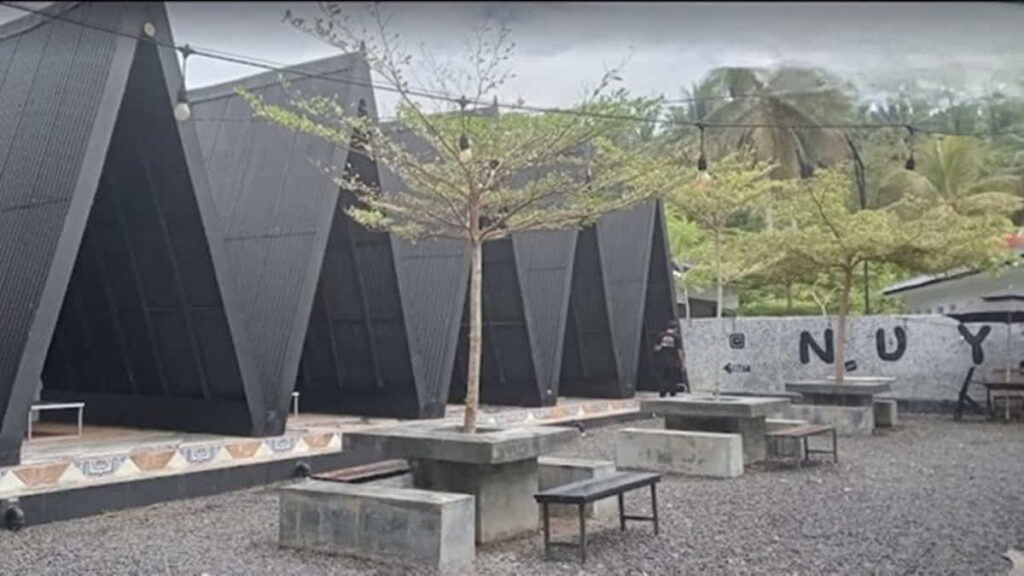 Tempat Nongkrong di Nuya Cafe Food and Drink