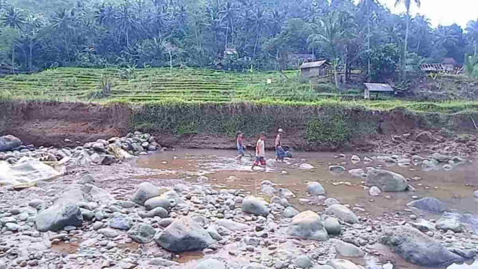 Tradisi Ngubek