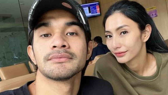 Tyas Mirasih dan Tengku Tezi