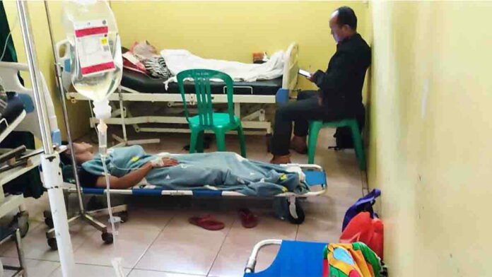 Warga tasikmalaya Keracunan massal