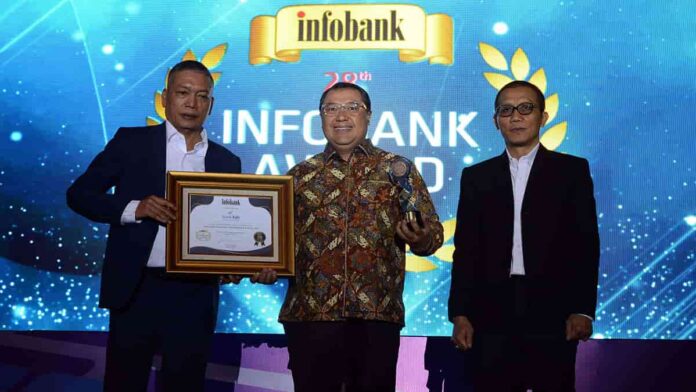 bank bjb Raih Diamond Trophy